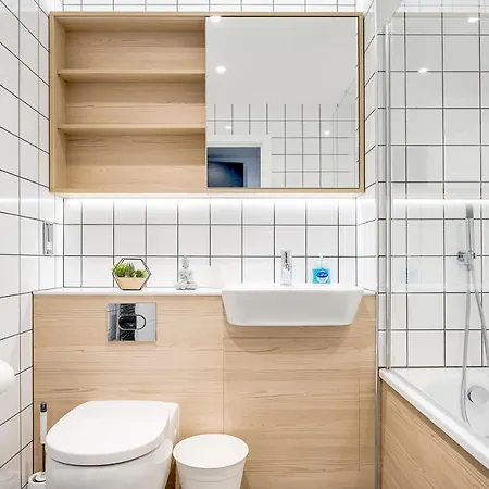 Ebra Stays - Choice Of 2 Or 3 Individual Beds - Luxury New Build ✪ Centre, Digbeth ✓ Smart Tv's & Large Corner Sofa - * Birmingham